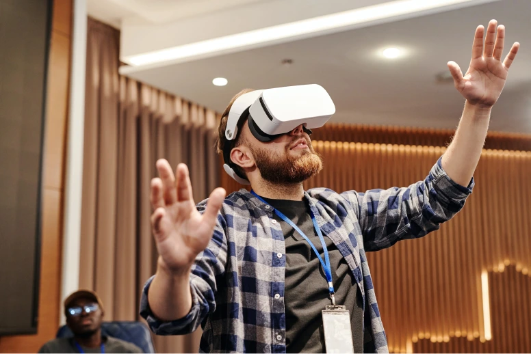 ReactJS and AR/VR: Exploring the Possibilities for Business Applications 